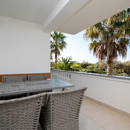 Apartment By The Sea Petrcane, Zadar - 3274